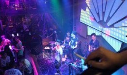 酒吧奇遇爆料视频大全集,揭秘视频大全集精彩瞬间